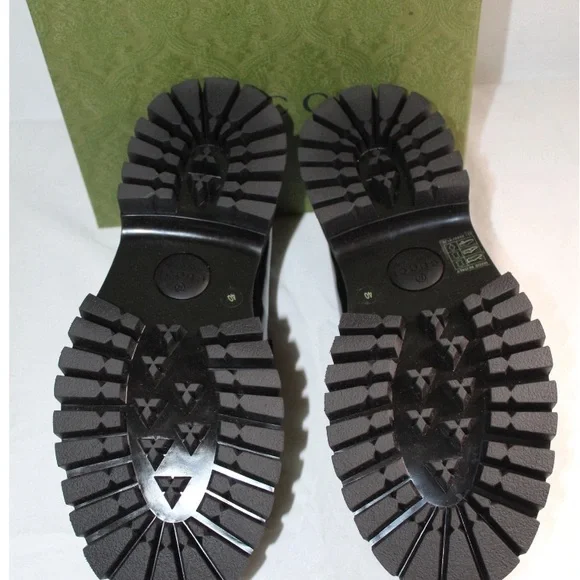 Gucci Black Leather Loafers with Metallic Detail - Picture 5 of 5